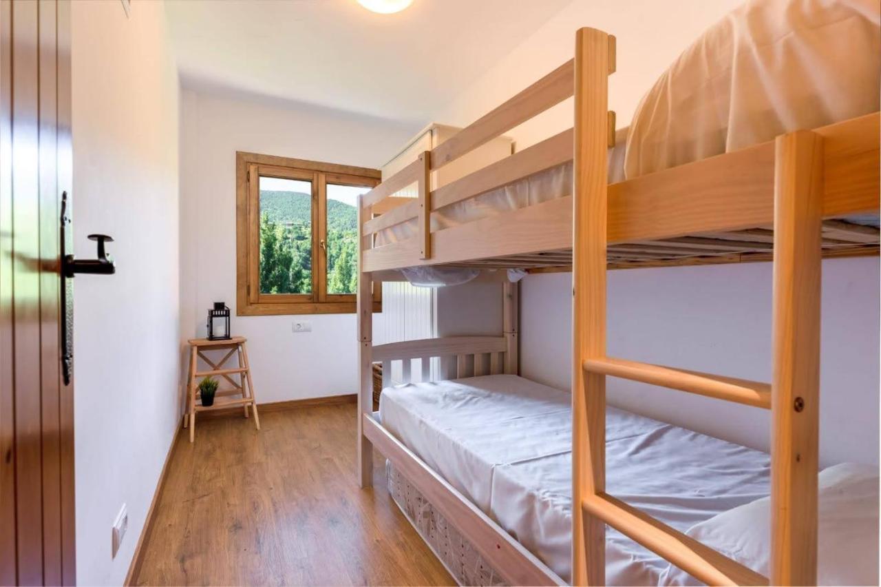 Apartamentsaloriaburg Farrera Экстерьер фото